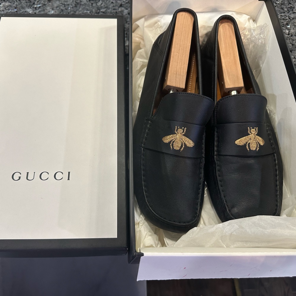 BLACK LEATHER GUCCI SHOES MENS DRIVER MOCCASINS w LOGO & BEE DETAIL SIZE 11